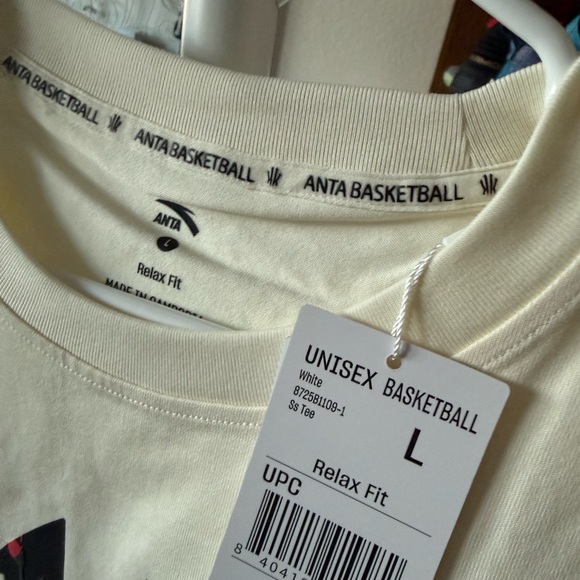 Anta Kyrie Irving Tee - Picture 4 of 4